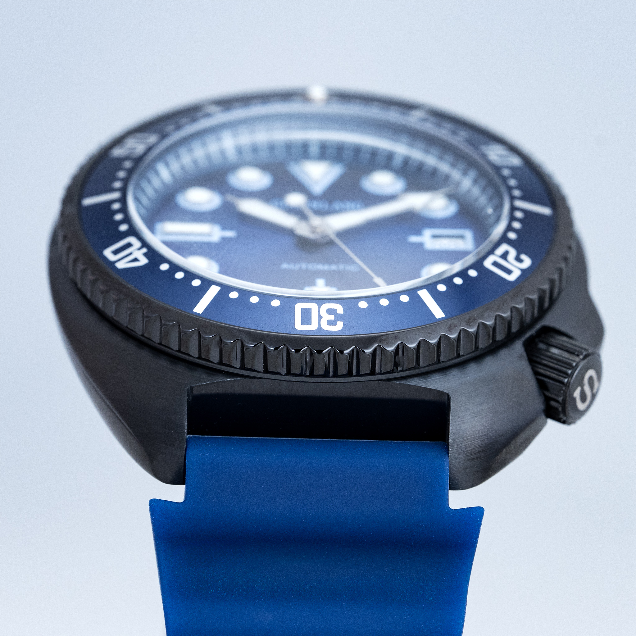 Men's Japanese/Shinese NH35A F - огляд і ціна Rubber Strap Diver