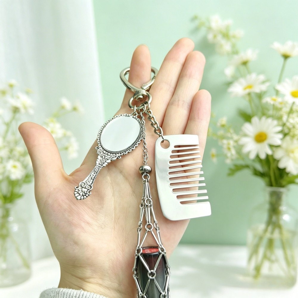 Vintage Metal Mesh Lipstick Ba - огляд і ціна Mesh Strap Metal